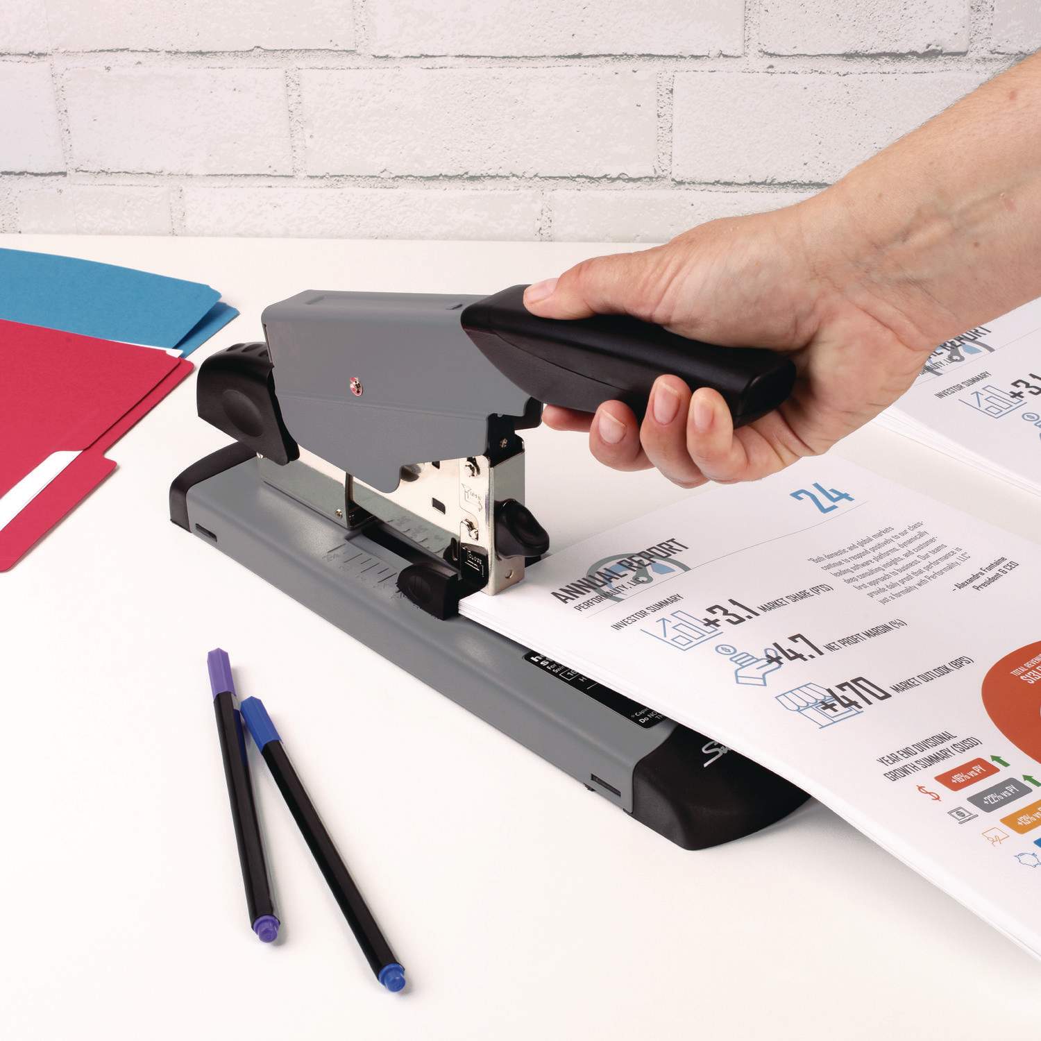 Heavy-Duty Stapler by Swingline® SWI39005 | OnTimeSupplies.com Heavy-Duty Stapler by Swingline® SWI39005 | OnTimeSupplies.com